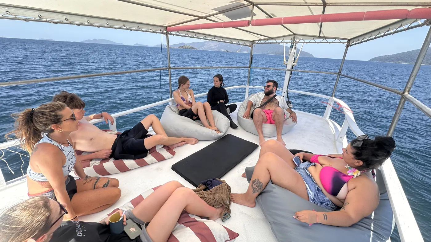 The La Bombona Diving dive boat in Koh Lipe