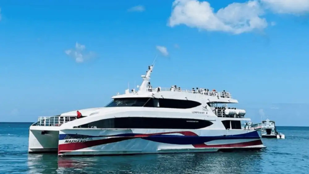 The Lomprayah high-speed catamaran ferry at sea on the Koh Phangan to Koh Tao route